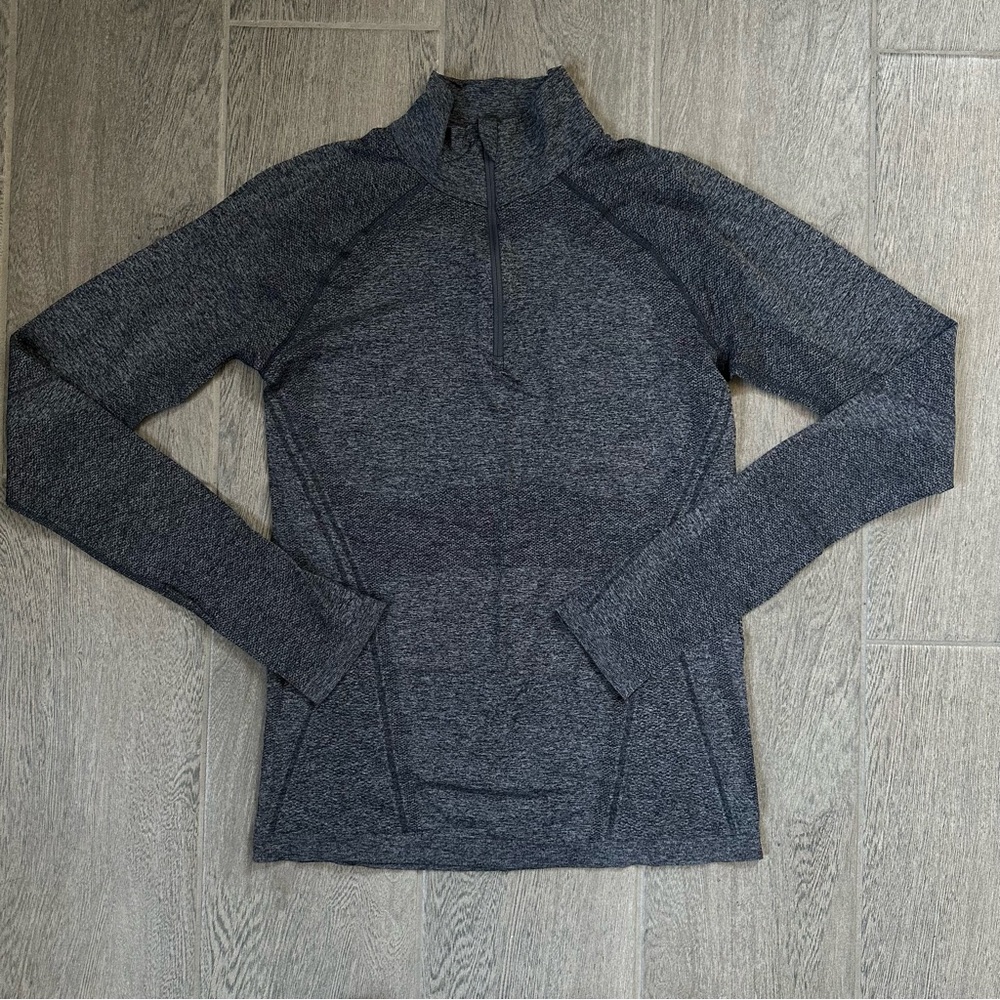 Athleta Speedlight Heather Grey 1/4 Zip Pullover NWOT Size Small